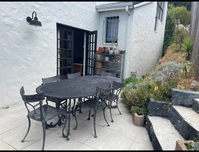 3 BEDROOM PROPERTY TO RENT IN CLOVELLY